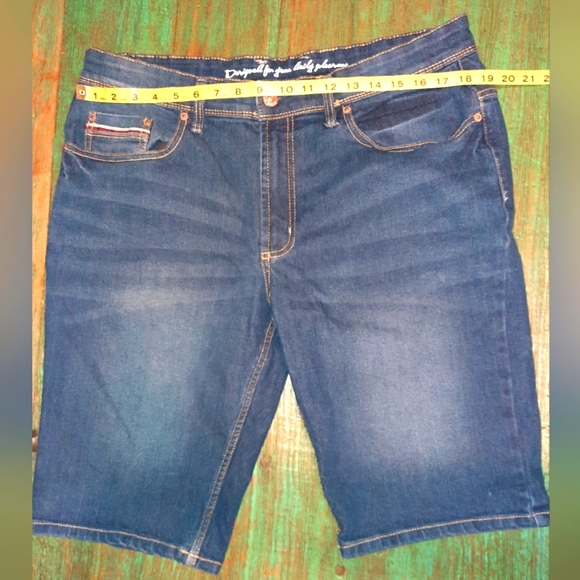 Men's 36 i jeans by Buffalo jean shorts excellent used condition - Picture 5 of 7